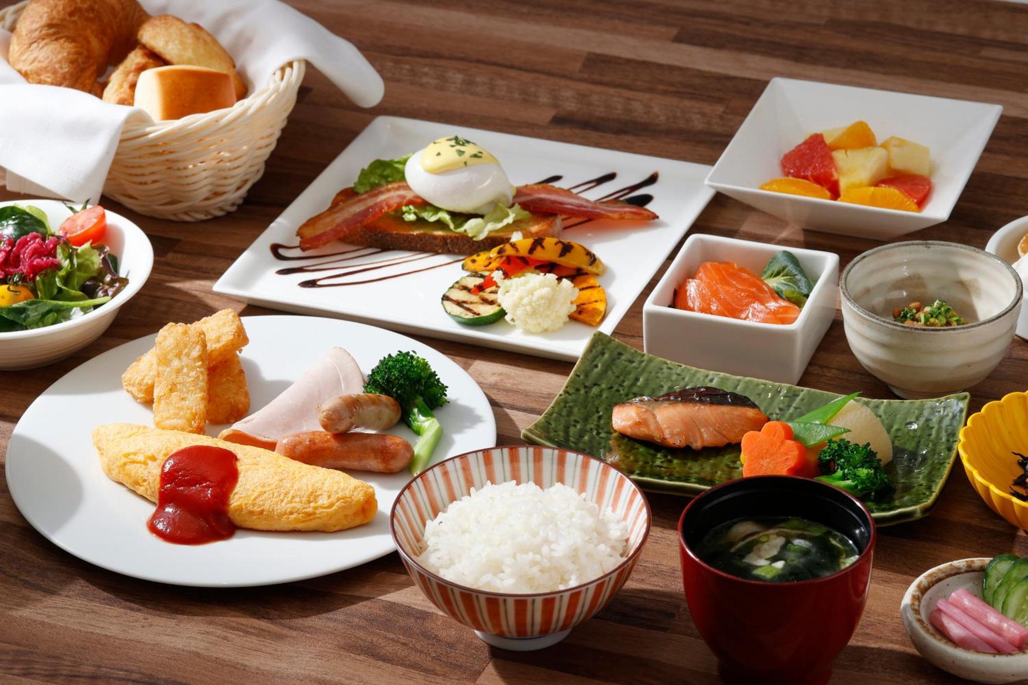 Ana Holiday Inn Tokyo Bay By Ihg ภายนอก รูปภาพ
